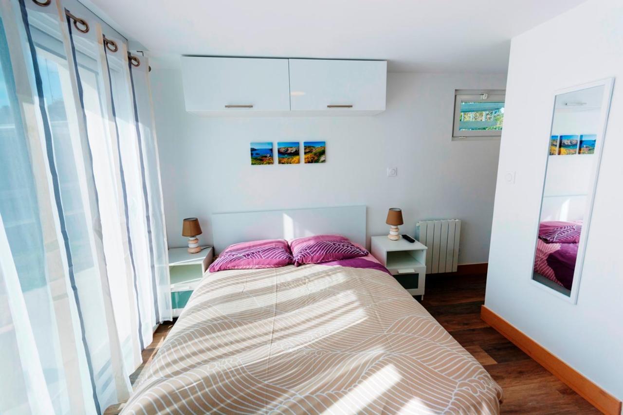 Lomener - La Goelette - 1 appartement avec 2 chambres et 2 studios à 450m de la plage Ploemeur Exterior foto