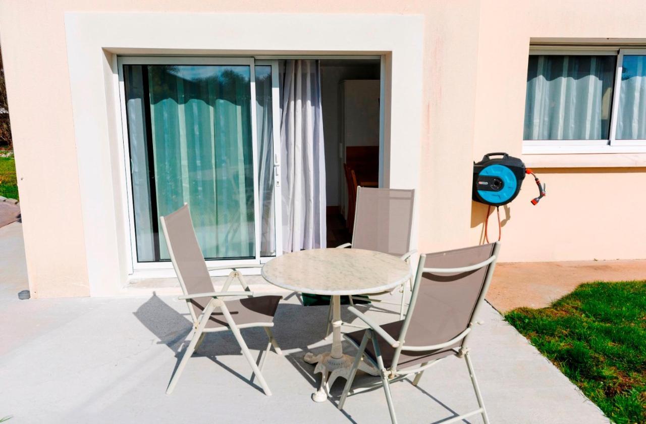 Lomener - La Goelette - 1 appartement avec 2 chambres et 2 studios à 450m de la plage Ploemeur Exterior foto
